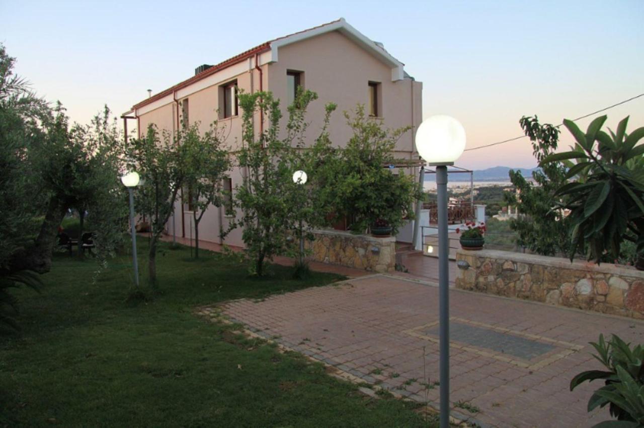 Villa Koulouridi Daratsos Buitenkant foto